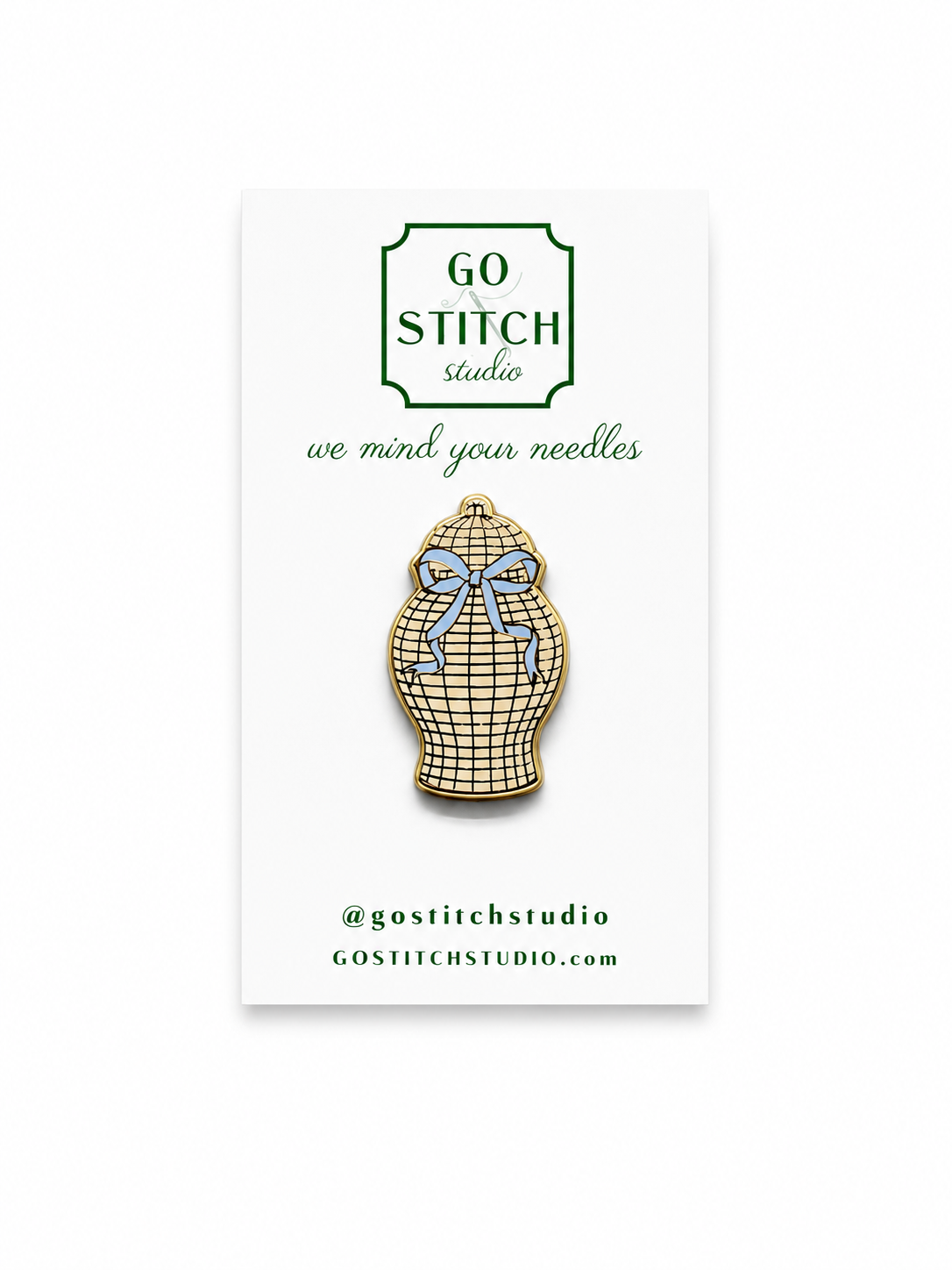 Wicker Ginger Jar with Bow Needleminder