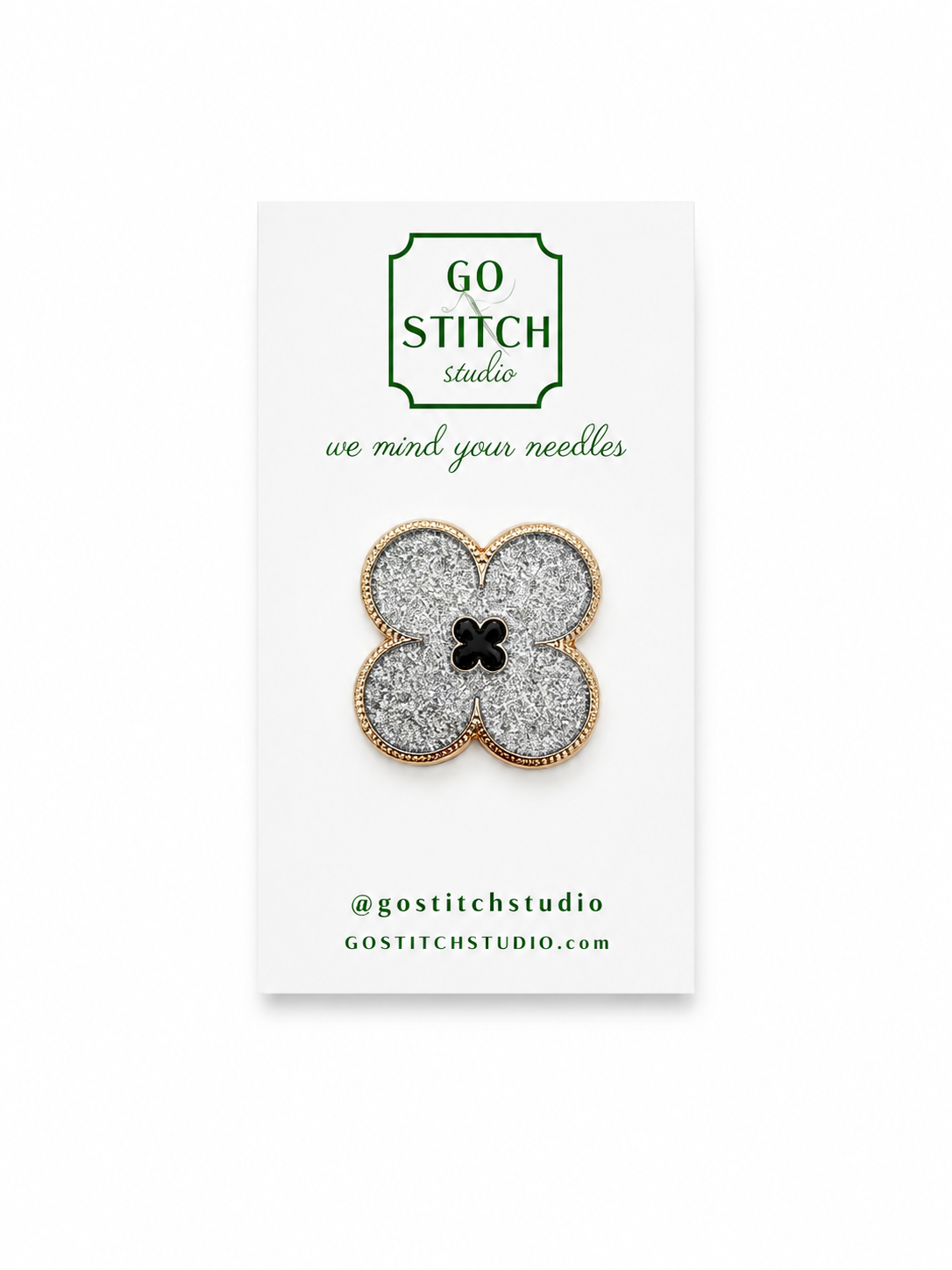 Silver Clover Needleminder